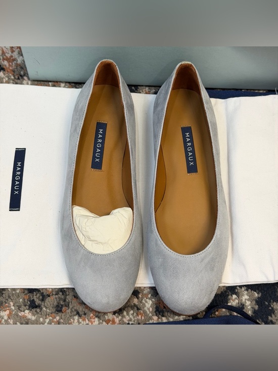 NWT Margaux Classic Round Toe Ballet Flat in Light Gray / Light Blue Suede Sz 5 - Picture 5 of 14
